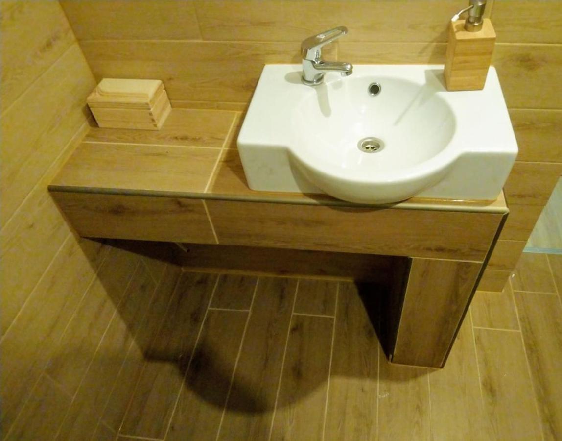 Furhouse Apartment *